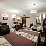 Adriana 3* Płock