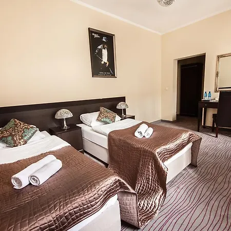 Hotell Adriana